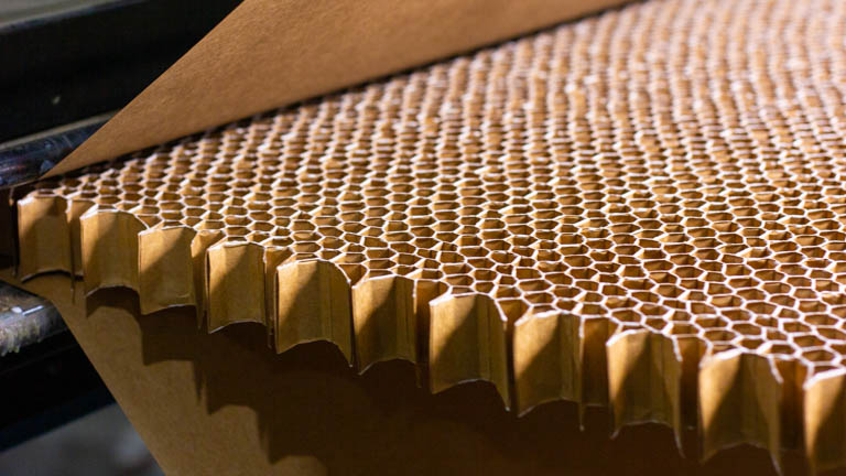 Paper Honeycomb Pallets - Packaging production company Cardboard Expert